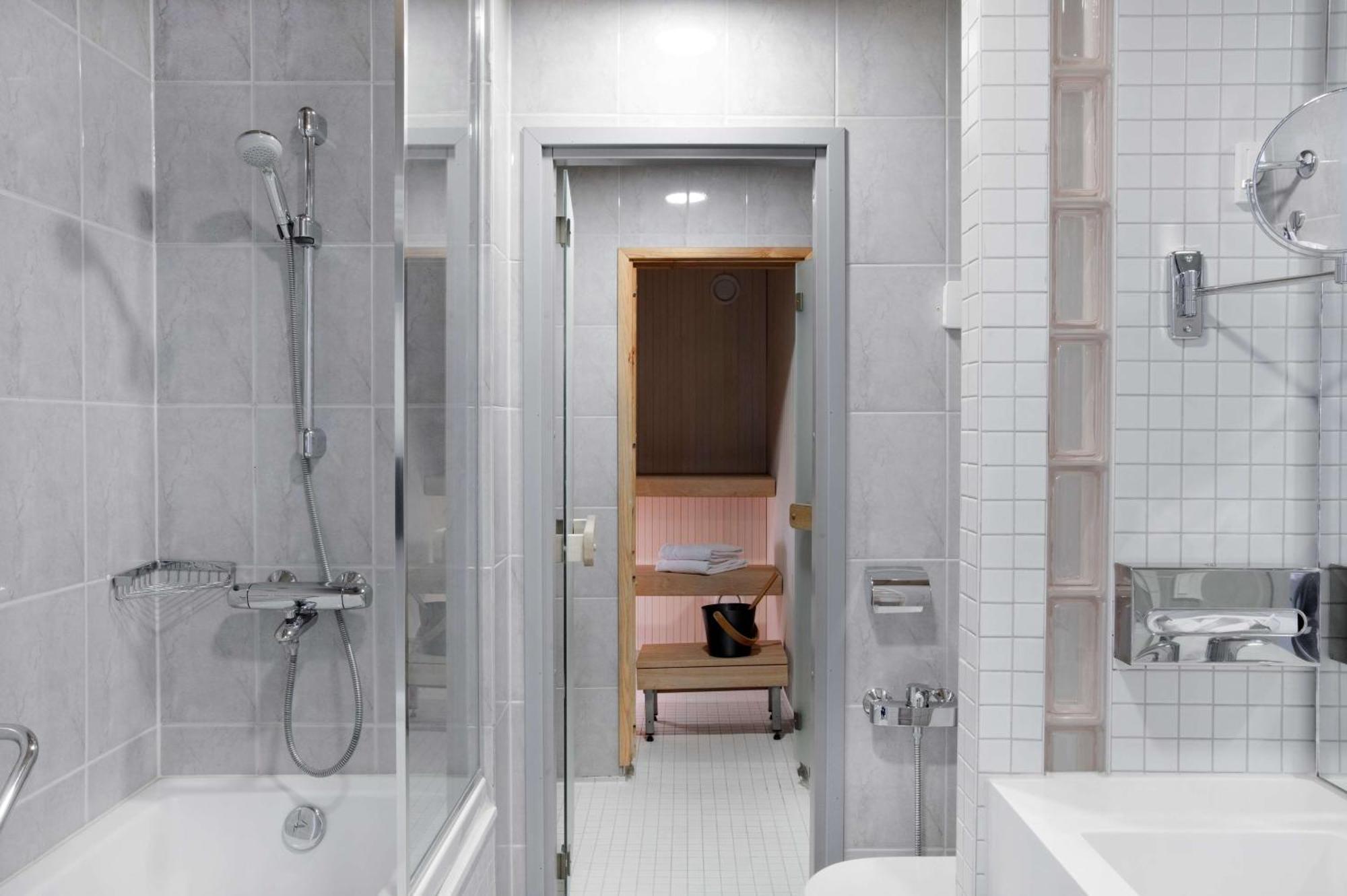 One-Bedroom Suite