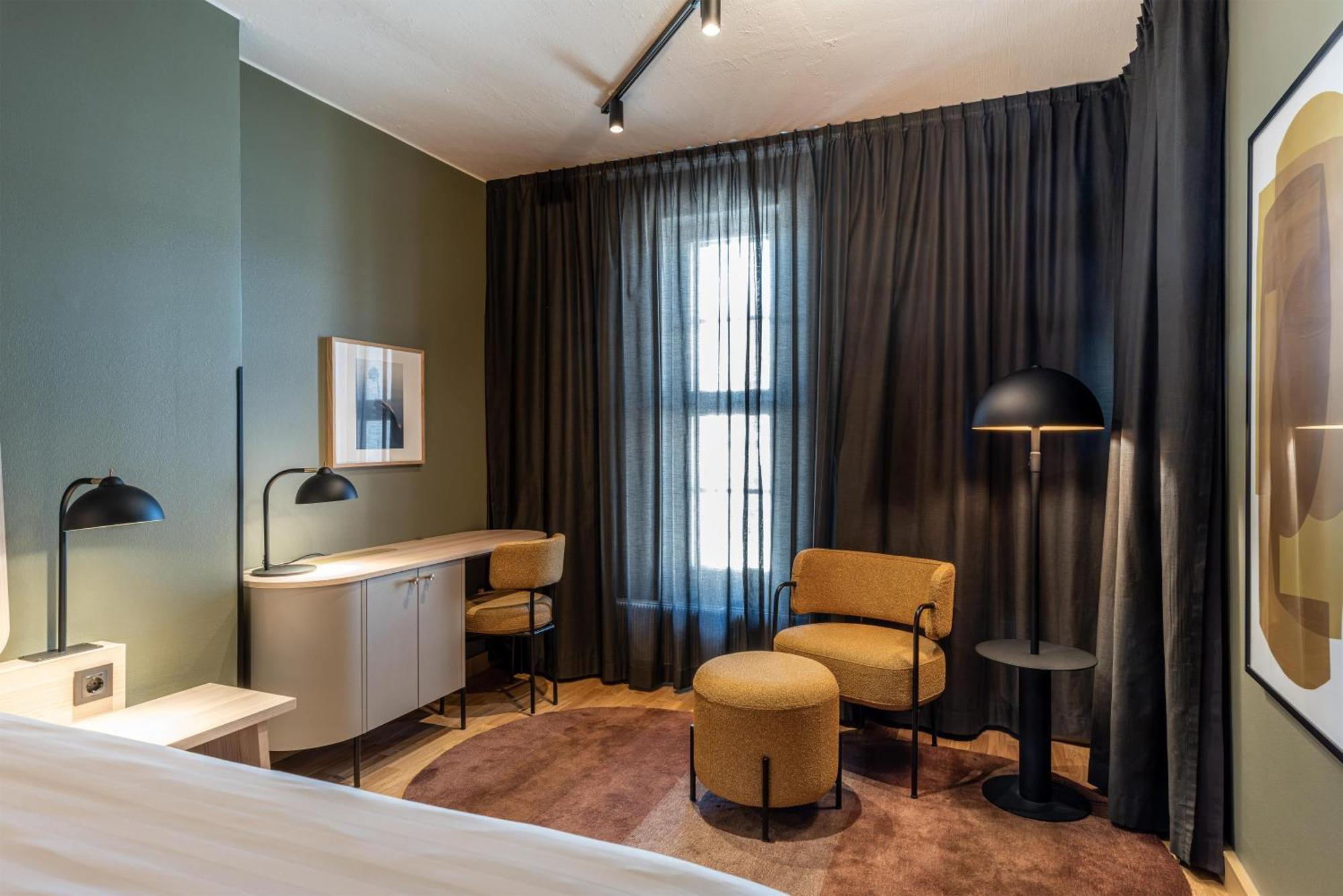 King Room