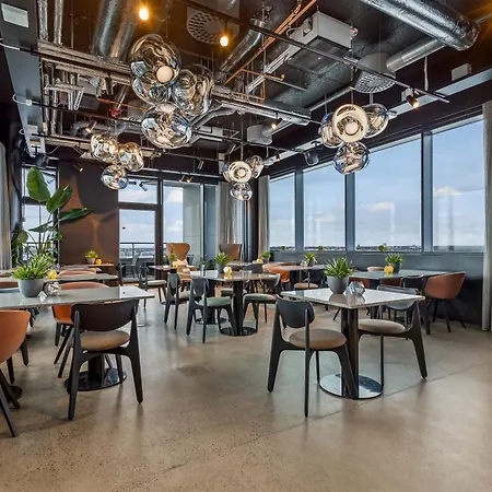 Unity Helsinki - A Studio Hotel-3